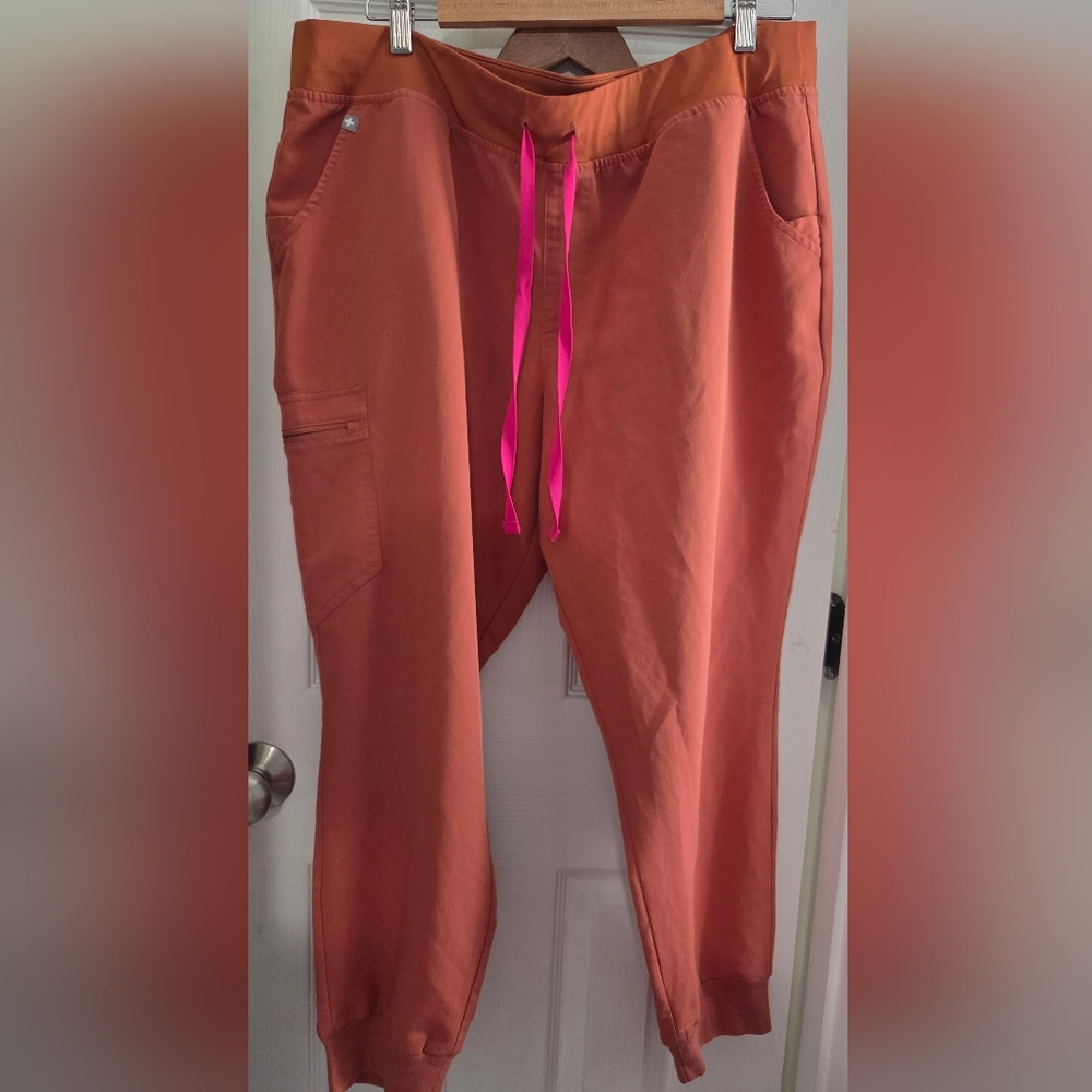 Figs Scrub Pants with Pink Drawstring